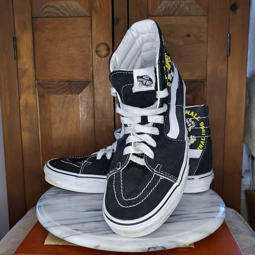 Vans Mens Black High-Top Sneakers - Picture 5 of 15